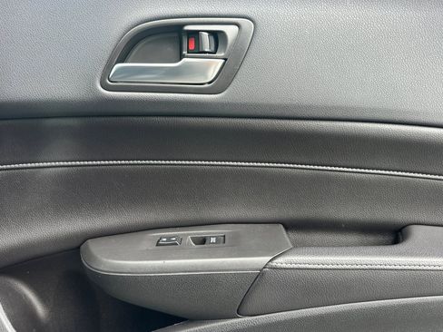 Used 2020 Acura ILX FWD image 19