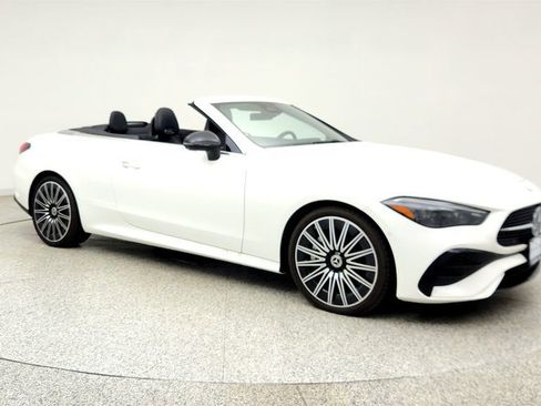 Used 2025 Mercedes-Benz CLE 450 4MATIC Cabriolet image 3