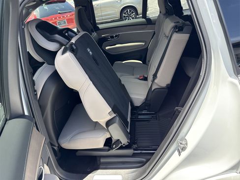 New 2026 Volvo XC90 B6 Core w/ Protection Package image 13