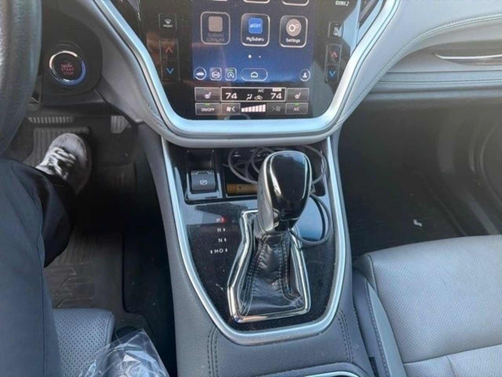 Used 2020 Subaru Outback Limited AWD/4WD image 12