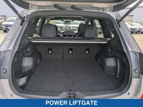 Used 2025 Subaru Forester Premium AWD/4WD image 33