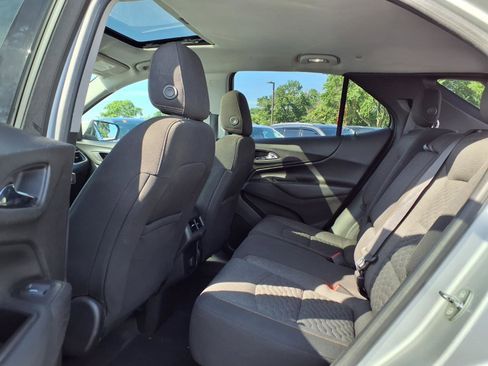 Used 2018 Chevrolet Equinox LT FWD image 24
