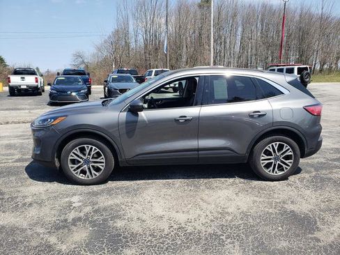 Used 2021 Ford Escape SEL w/ Technology Package image 4