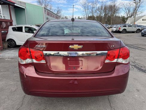 Used 2016 Chevrolet Cruze LT w/ Sun And Sound Package image 4