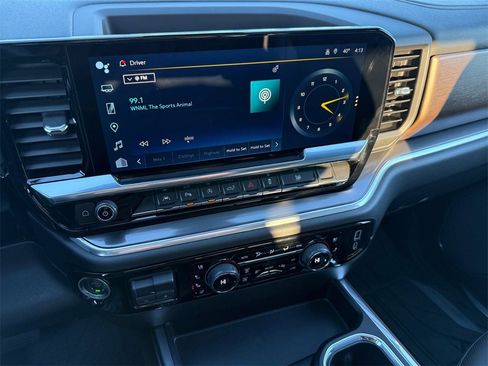 Certified 2024 Chevrolet Silverado 1500 High Country w/ High Country Premium Package image 19