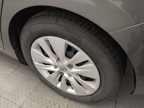 Used 2024 Nissan Sentra S FWD image 31