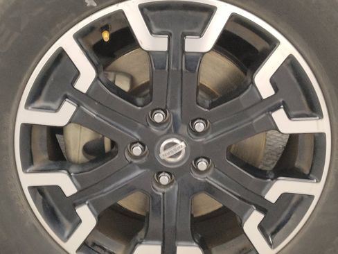 Used 2019 Nissan Pathfinder SL AWD/4WD image 31
