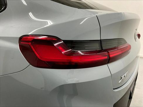 Used 2024 BMW X4 xDrive30i w/ M Sport Package AWD/4WD image 34