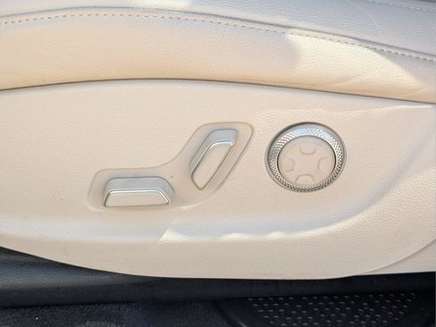 Used 2023 Genesis GV80 3.5T AWD/4WD image 19