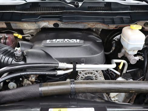 Used 2018 RAM 2500 Power Wagon image 38