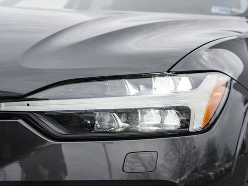 Used 2022 Volvo XC60 T8 Inscription w/ Advanced Package image 13