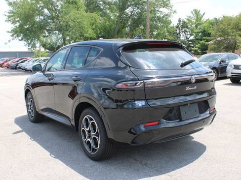 Used 2025 Alfa Romeo Tonale AWD/4WD image 39