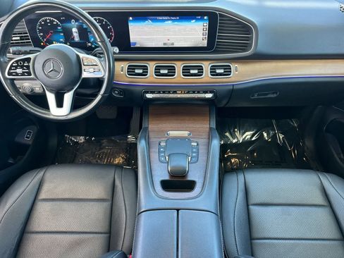 Used 2021 Mercedes-Benz GLE 350 w/ Premium Package image 4