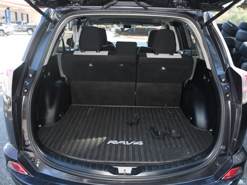 Used 2017 Toyota RAV4 XLE image 17