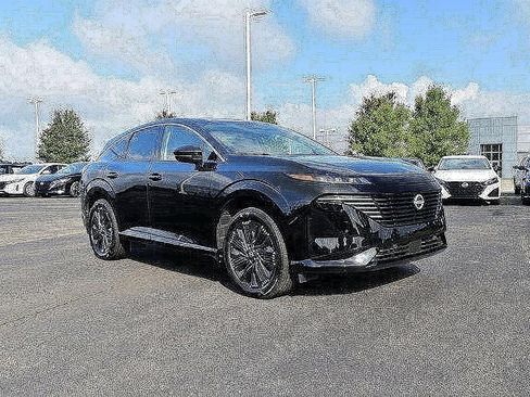 Certified 2025 Nissan Murano Platinum w/ Cargo Package image 2