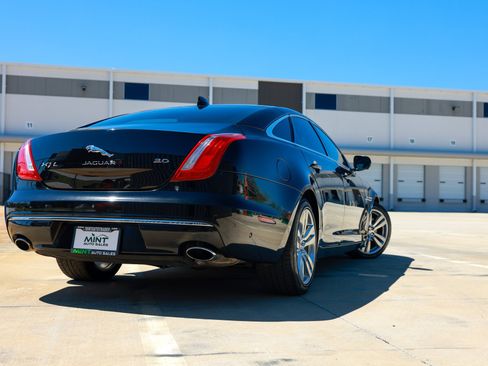 Used 2017 Jaguar XJ L Portfolio image 57