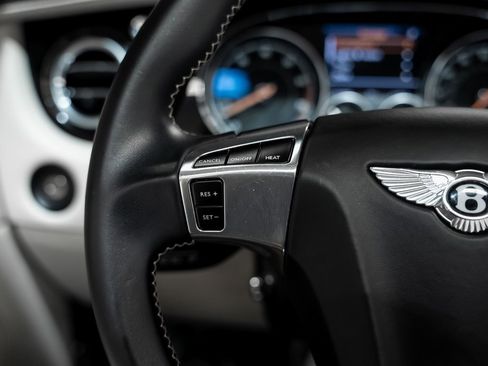 Used 2017 Bentley Continental GT image 44