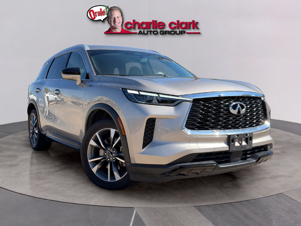 Used 2023 INFINITI QX60 Luxe AWD/4WD image 7