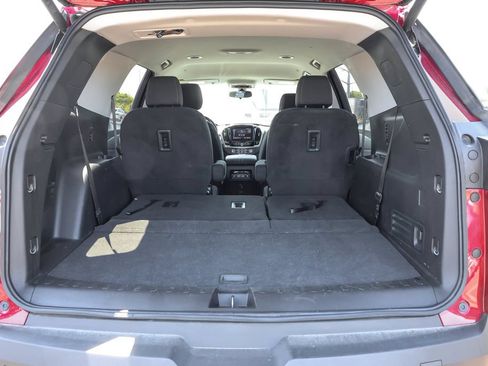Used 2020 Chevrolet Traverse LT AWD/4WD image 30
