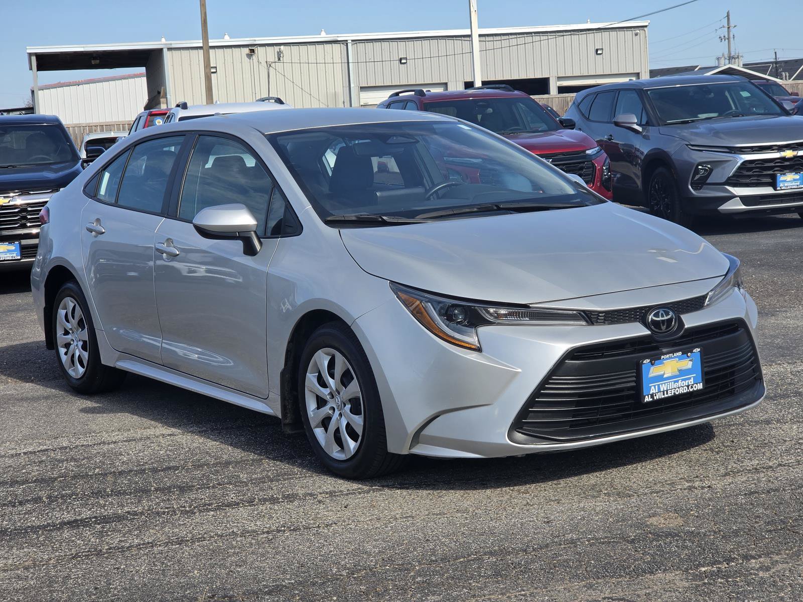 Used 2025 Toyota Corolla LE FWD image 7