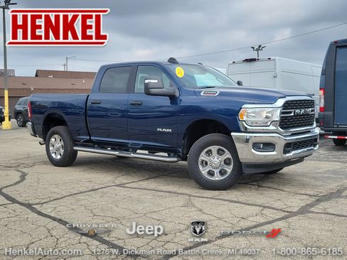 Used 2024 RAM 2500 Big Horn w/ Bed Utility Group image 1