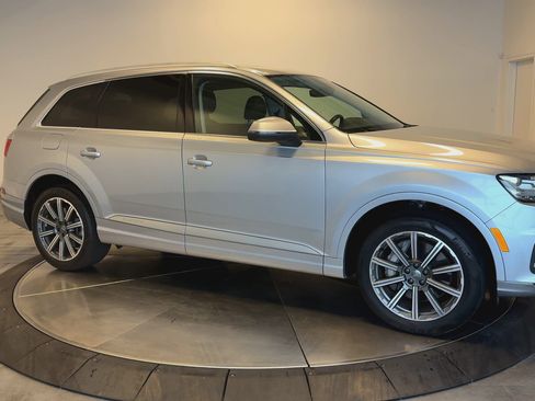 Used 2019 Audi Q7 2.0T Premium Plus w/ Premium Plus Package image 2