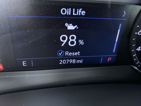 Certified 2025 Cadillac XT5 Premium Luxury image 4