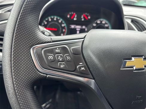 Used 2024 Chevrolet Malibu LT image 18