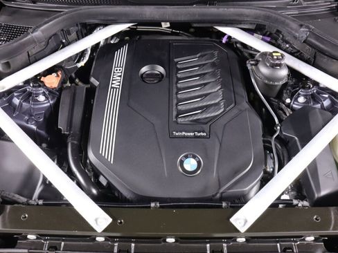 Used 2021 BMW X5 xDrive40i w/ Premium Package image 45