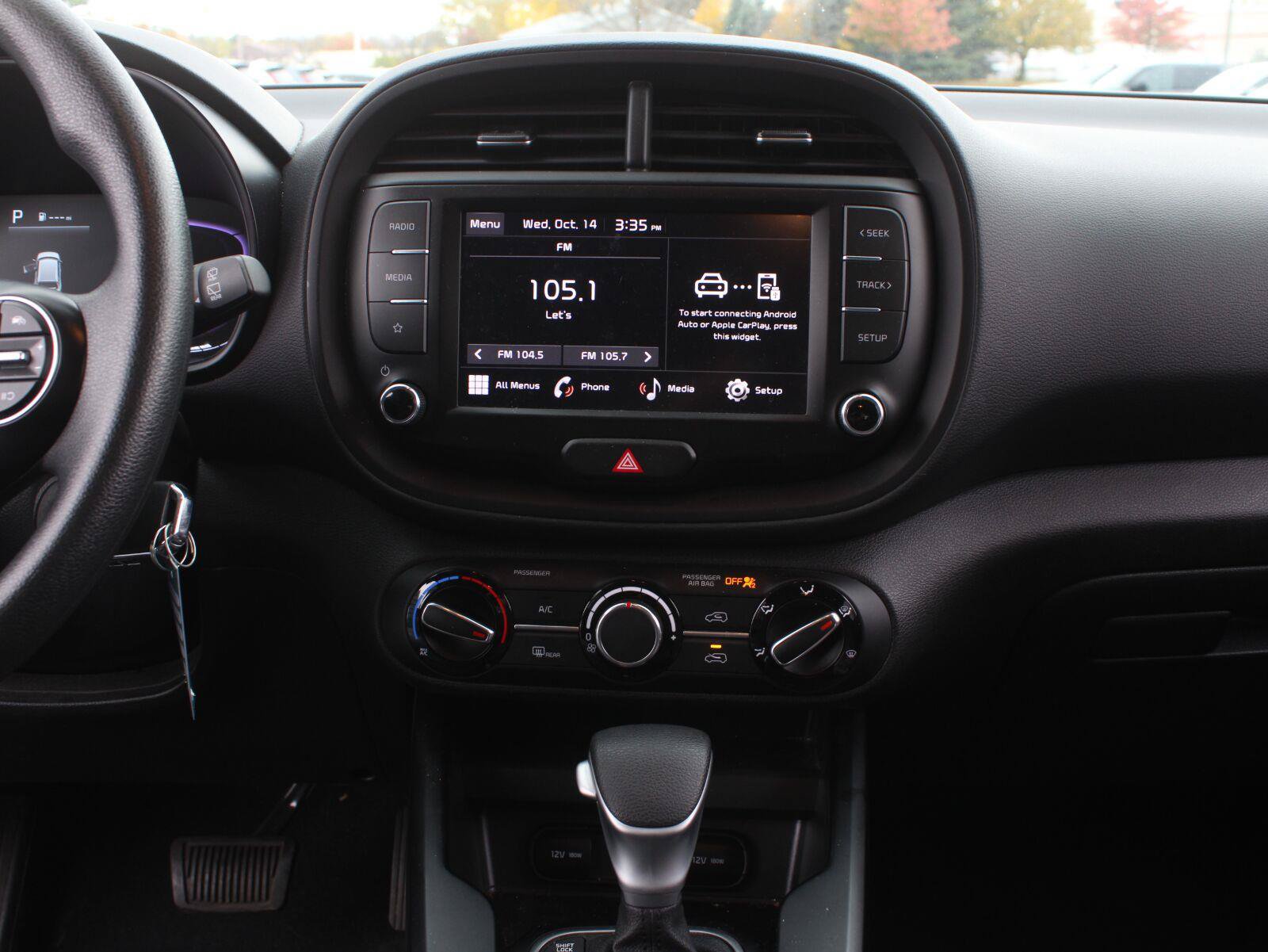 Used 2023 Kia Soul LX FWD image 13