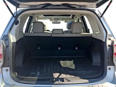 Used 2017 Subaru Forester 2.5i Limited AWD/4WD image 30