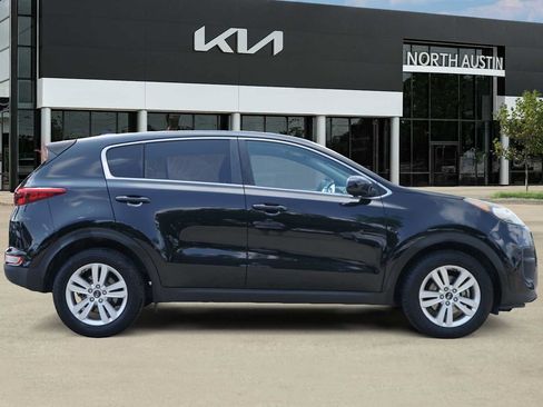 Used 2019 Kia Sportage LX FWD image 6