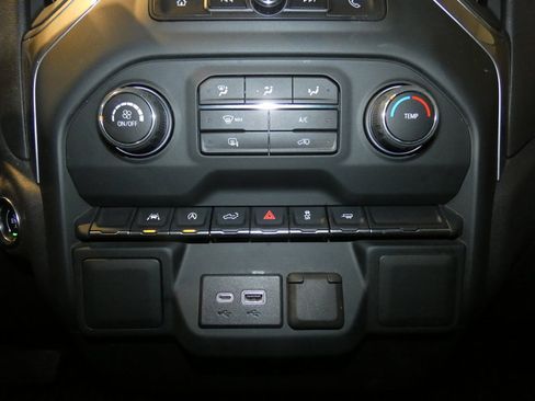 Used 2024 Chevrolet Silverado 1500 W/T w/ WT Fleet Convenience Package image 15