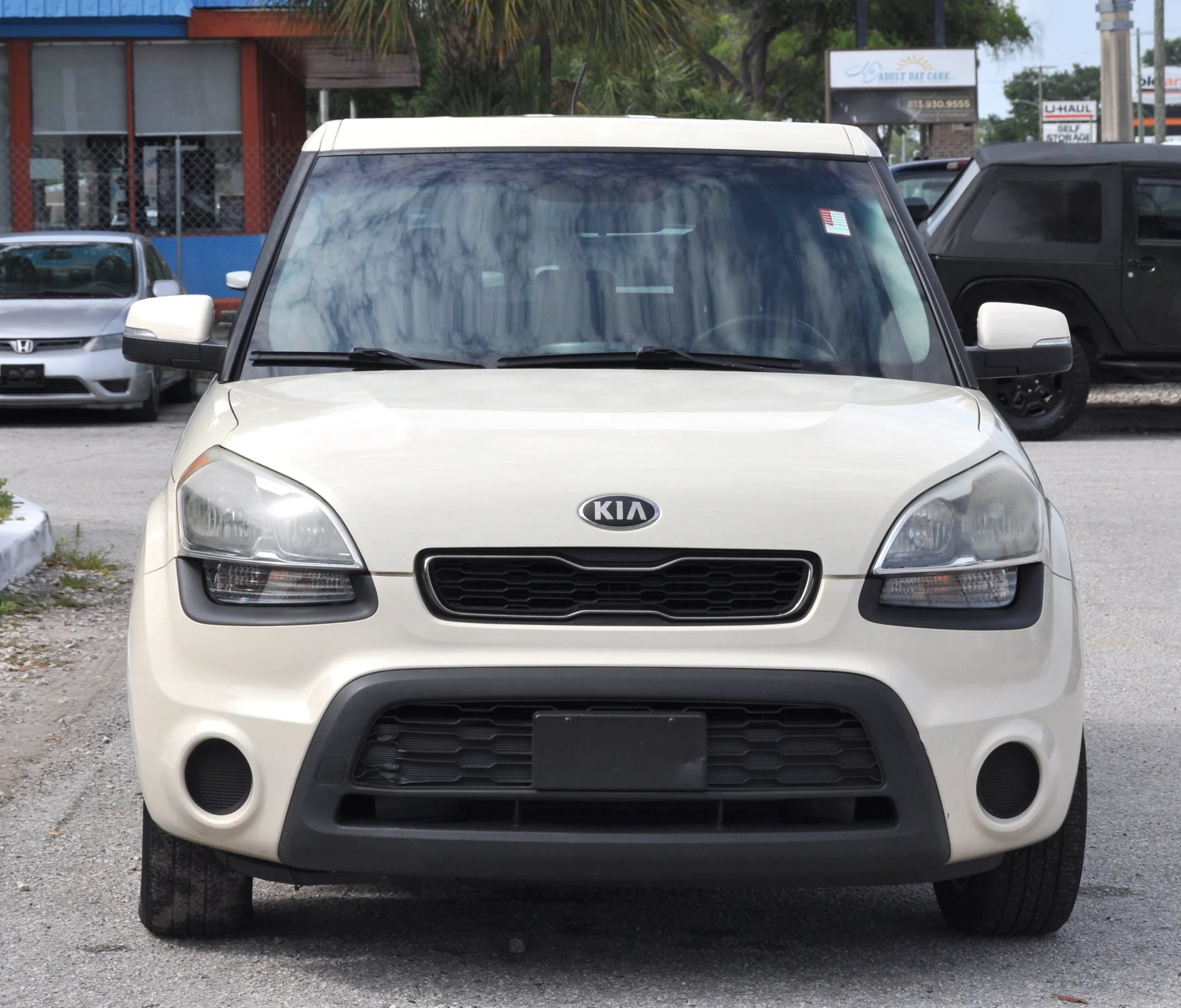 Used 2013 Kia Soul + FWD image 2