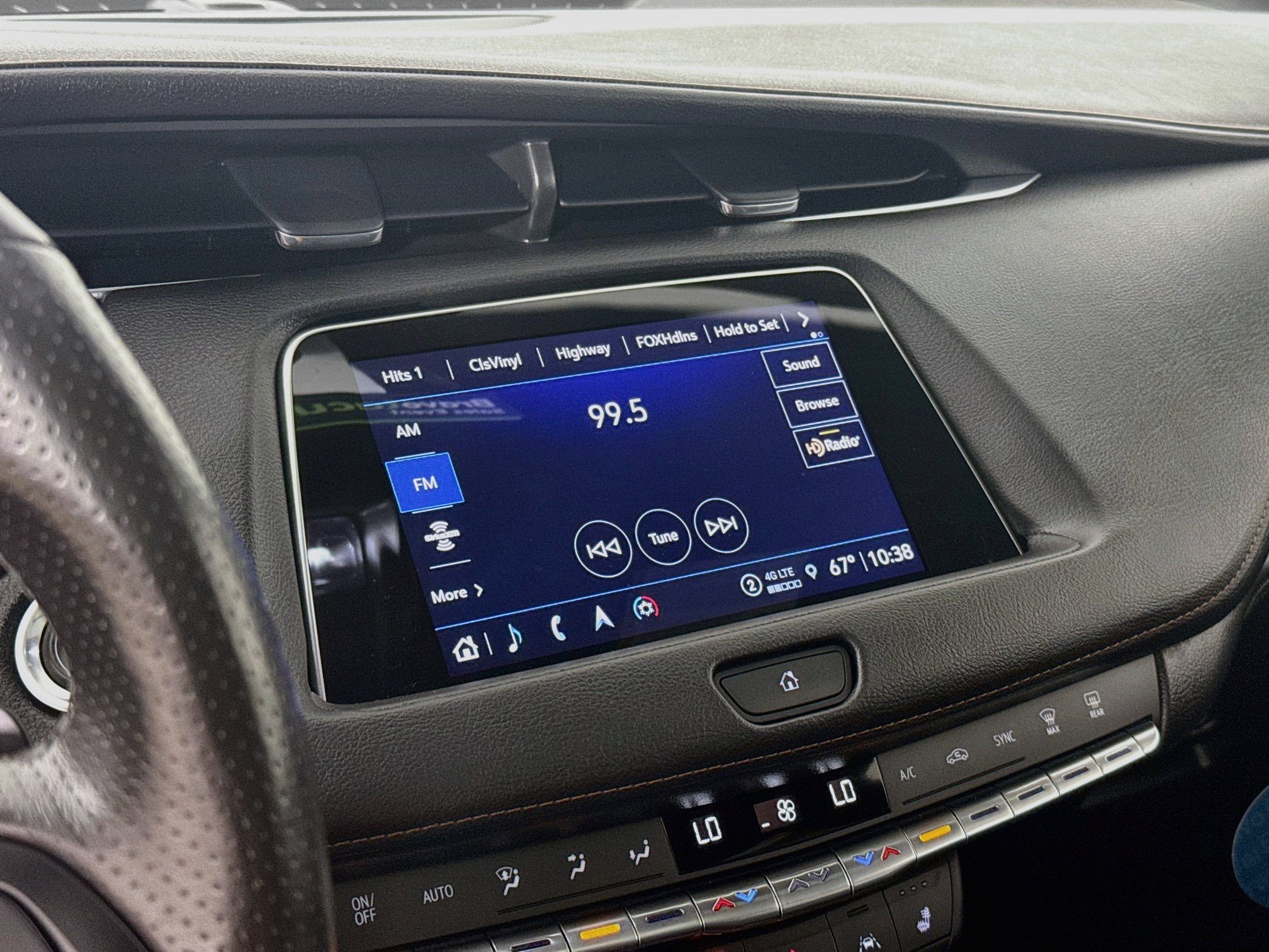 Certified 2023 Cadillac XT4 Sport w/ Sun And Sound Package AWD/4WD image 18