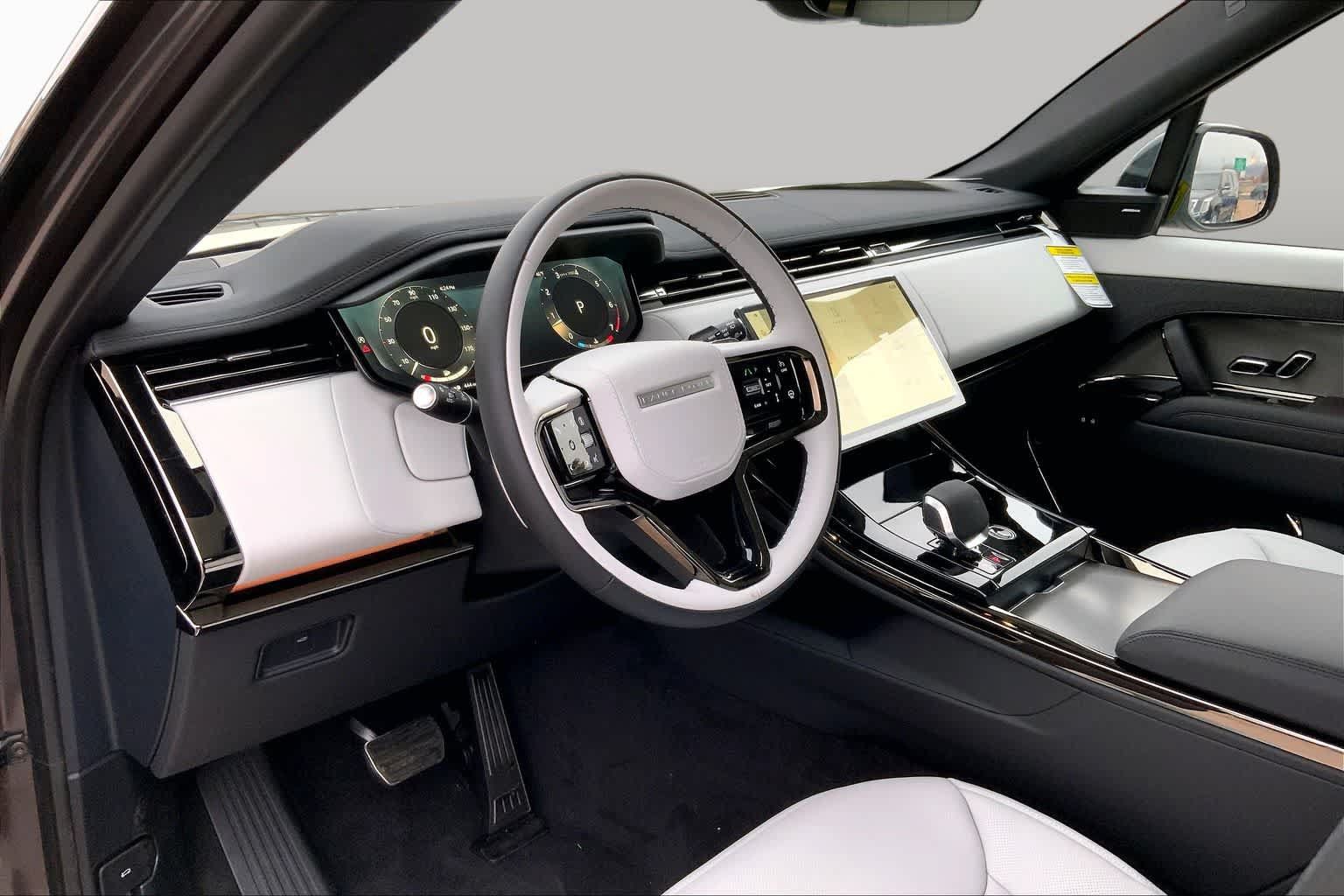 New 2026 Land Rover Range Rover Sport Dynamic SE AWD/4WD image 8