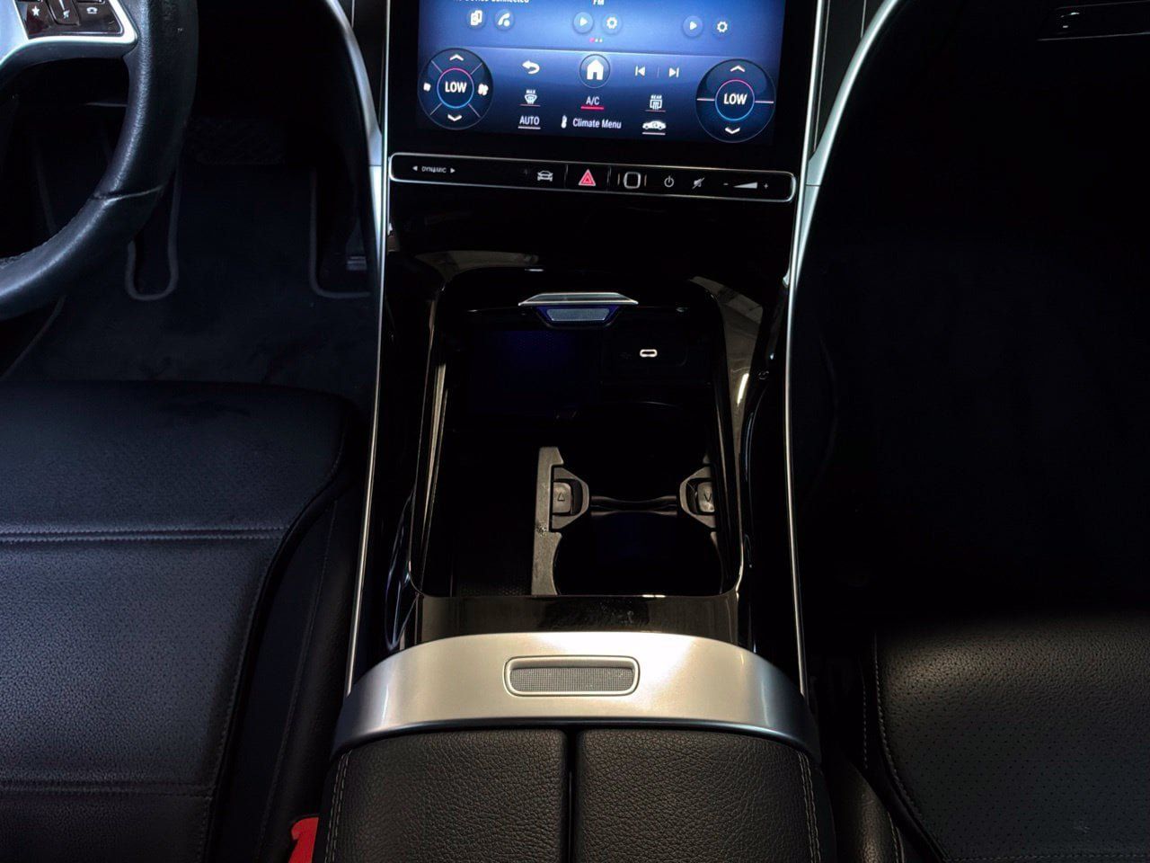 Used 2022 Mercedes-Benz C 300 Sedan image 15