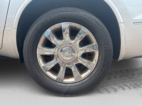 Used 2017 Buick Enclave Leather AWD/4WD image 18