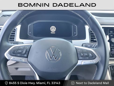 Used 2023 Volkswagen Atlas SE w/ Panoramic Sunroof Package image 16