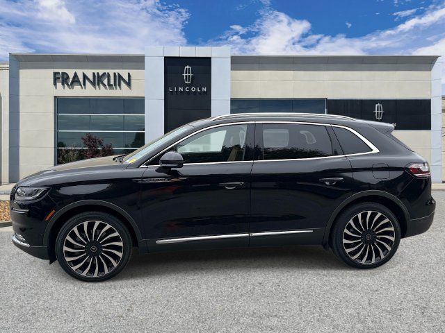 Used 2023 Lincoln Nautilus Black Label w/ Class II Trailer Tow Package AWD/4WD image 4