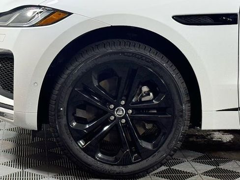 New 2026 Jaguar F-PACE R-Dynamic S image 11