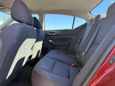 Used 2022 Nissan Altima 2.5 SV image 15