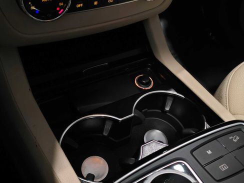 Used 2018 Mercedes-Benz GLE 350 4MATIC image 33