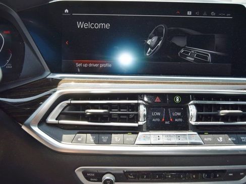 Used 2020 BMW X5 xDrive40i w/ Premium Package AWD/4WD image 27