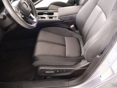 Used 2020 Honda Accord EX image 11