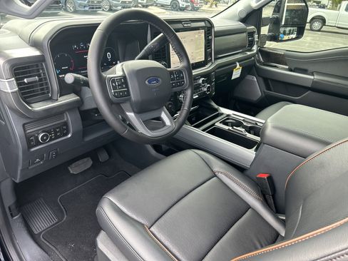 New 2025 Ford F250 Lariat w/ Lariat Ultimate Package image 25