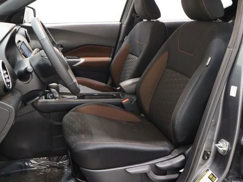 Used 2022 Nissan Kicks SR FWD image 10