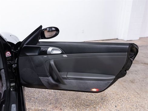 Used 2007 Porsche 911 Carrera 4 AWD/4WD image 37