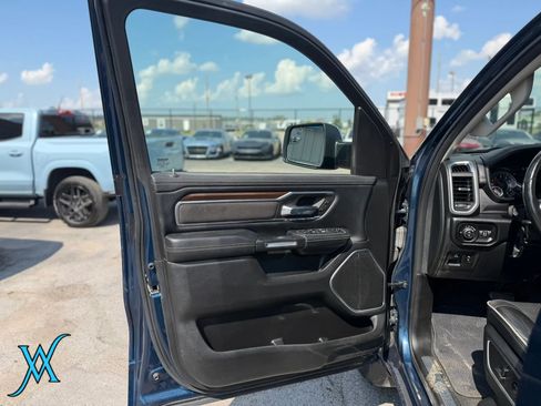 Used 2022 RAM 1500 Laramie AWD/4WD image 10