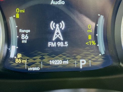 Used 2023 Jeep Wrangler Unlimited Sahara AWD/4WD image 21
